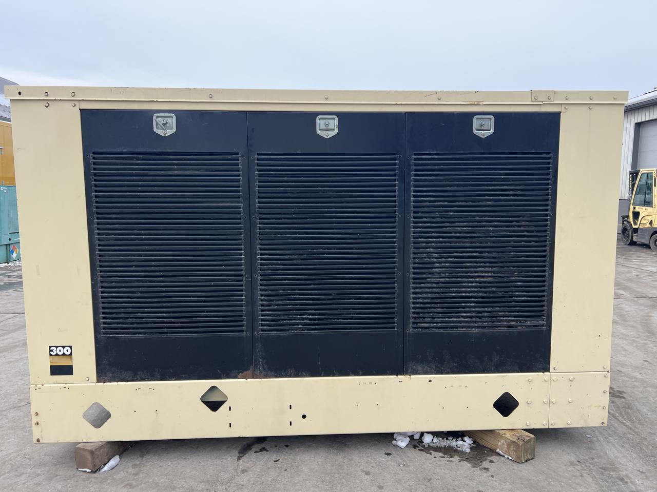 300 KW Kohler #300REOZD, diesel generator set, 120/208 Volts, Detroit Diesel 6063TK35 engine, 490 HP @ 1800 - Image 3