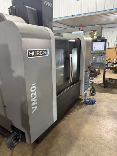 Hurco #VM-20i, CNC vertical machining center, 40" X, 20" Y, 20" Z, 20" x46" table, 12000 RPM, CAT 40, 20 HP - Image 1