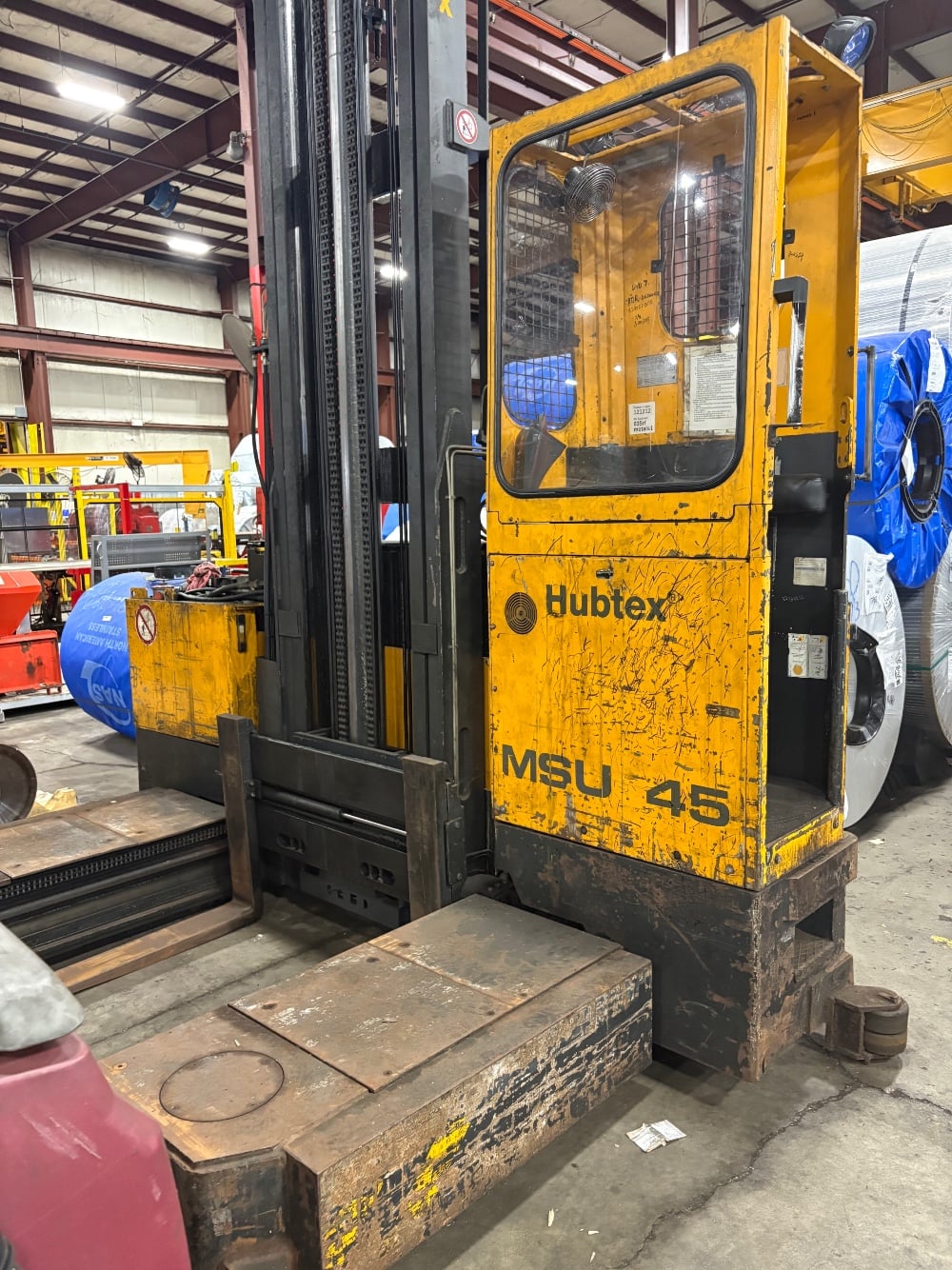 Hubtex MSU 45 Multi-directional Side-loader, 10,000 Lbs. Capacity, Electric, 2007 - Image 2