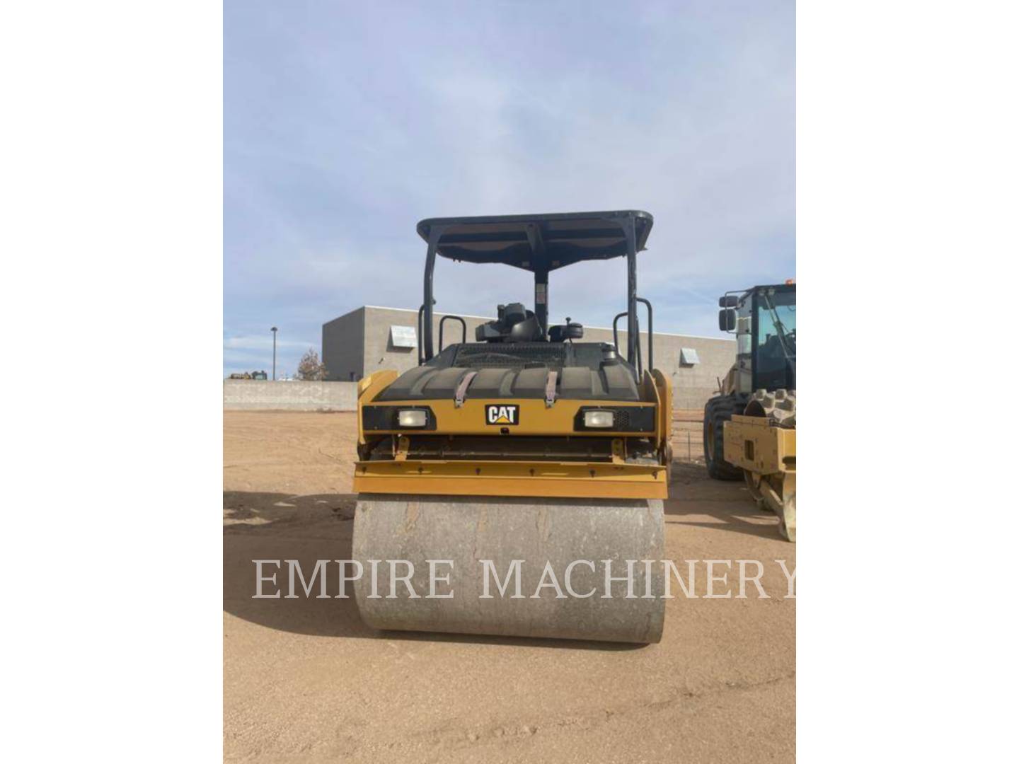 Caterpillar CB10, 2445 hours, S/N: P8P00352, 2019 - Image 3