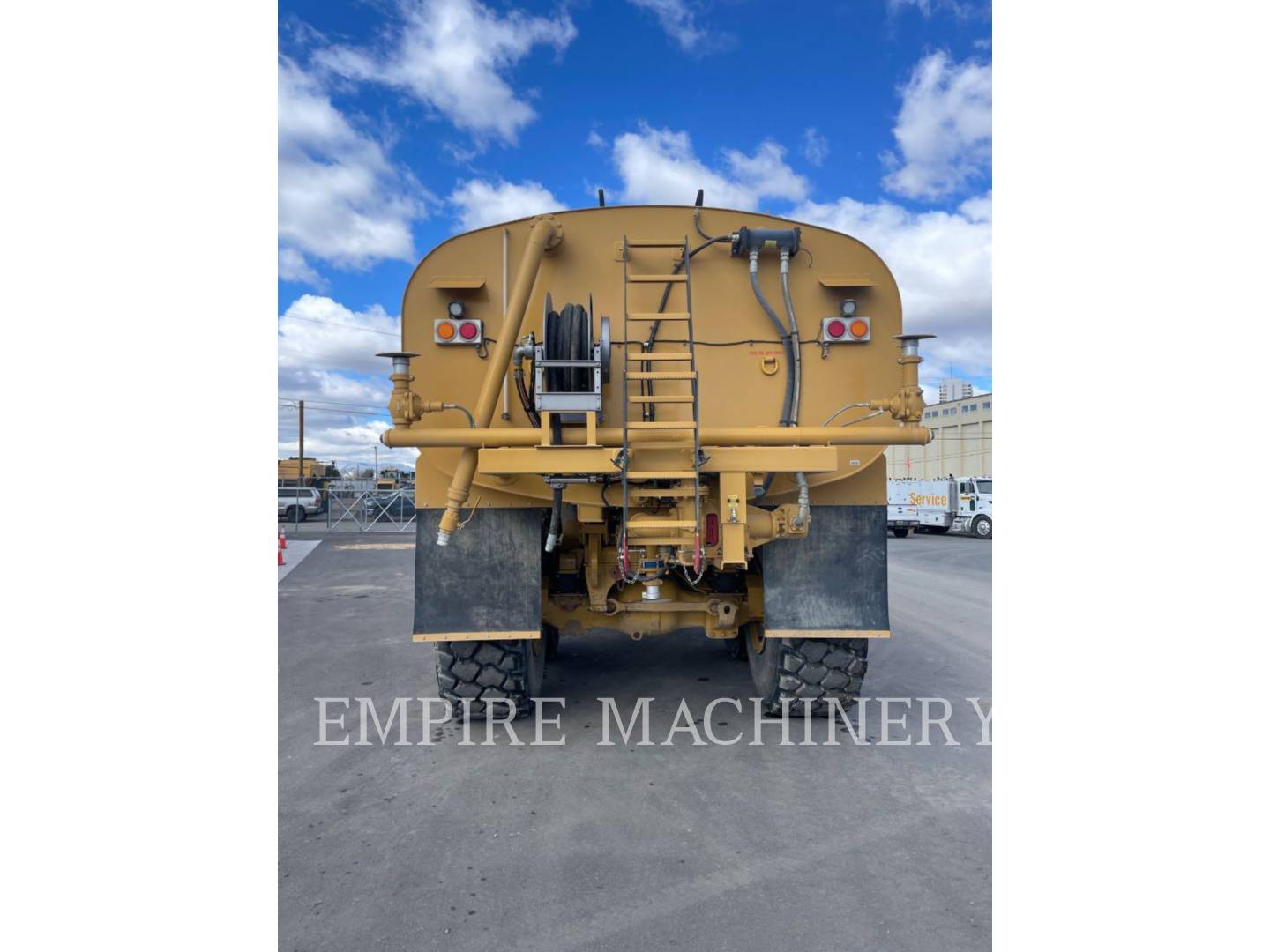 Caterpillar 740 WT, Water Wagon, 8132 hours, S/N: 3T800139, 2019 - Image 3