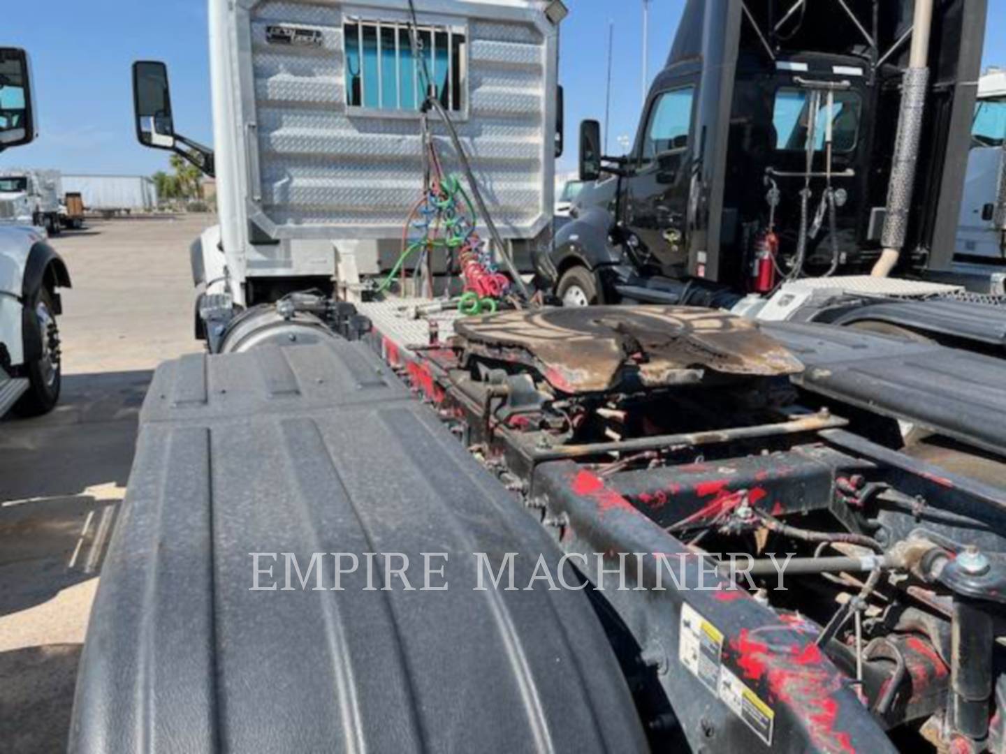 Peterbilt (Obsolete) J.h. Day CAB, On Highway Truck Engine, 519359 hours, S/N: 1XPCD49X6HD448058, 2017 - Image 6