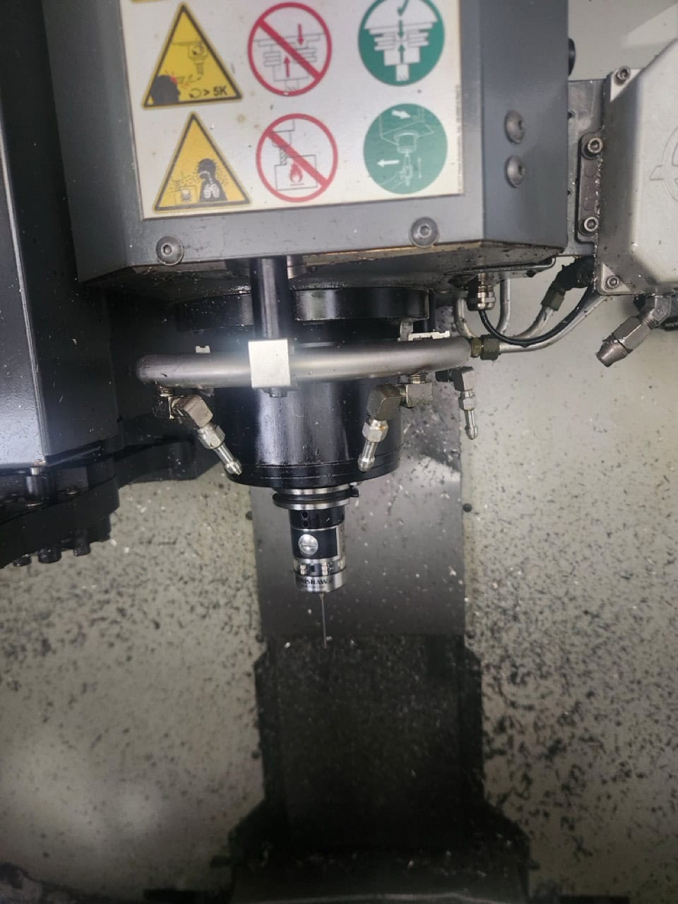 Haas #DM-2, CNC vertical machining center, 28" X, 16" Y, 15.5" Z, 34" x 15" table, 10,000 RPM, CAT 40, 15 HP - Image 5