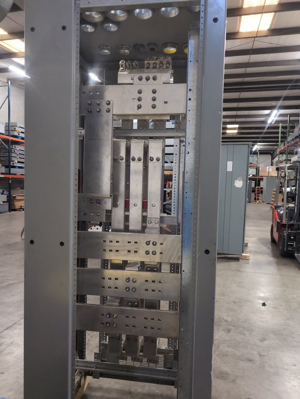 Cutler-Hammer POW-R-LINE C Switchboard Distribution 3000A 480/277V NEMA 1 - Image 4