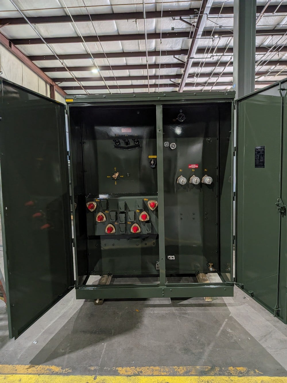 2500 kVA 12470 Delta Primary, 2400 Delta Secondary, PAD, proCORE(immediate shipment available) - Image 2