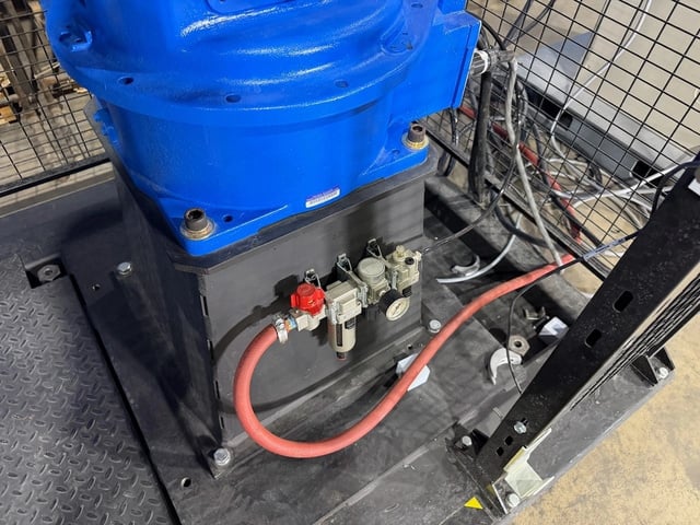 Yaskawa Motoman HP20D, 6-Axis Robot, 20 kg payload, 1717 mm reach, LoadWorld machine tending cell, DX100 - Image 9