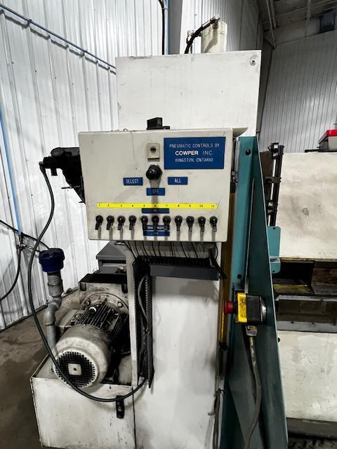 162" x 11 gauge Fasti #225-40-3.0, hydraulic CNC folding machine - Image 3