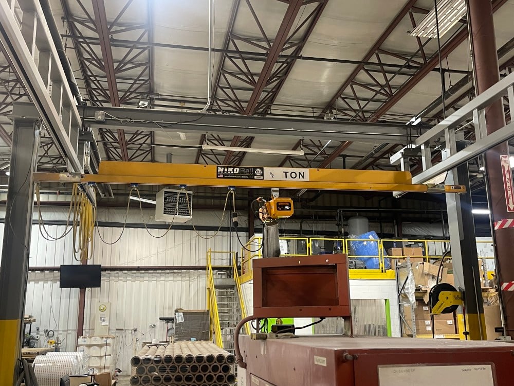 2 Ton, Nico, Freestanding Workstation Bridge Crane, 46' runway, excellent condition - Image 3