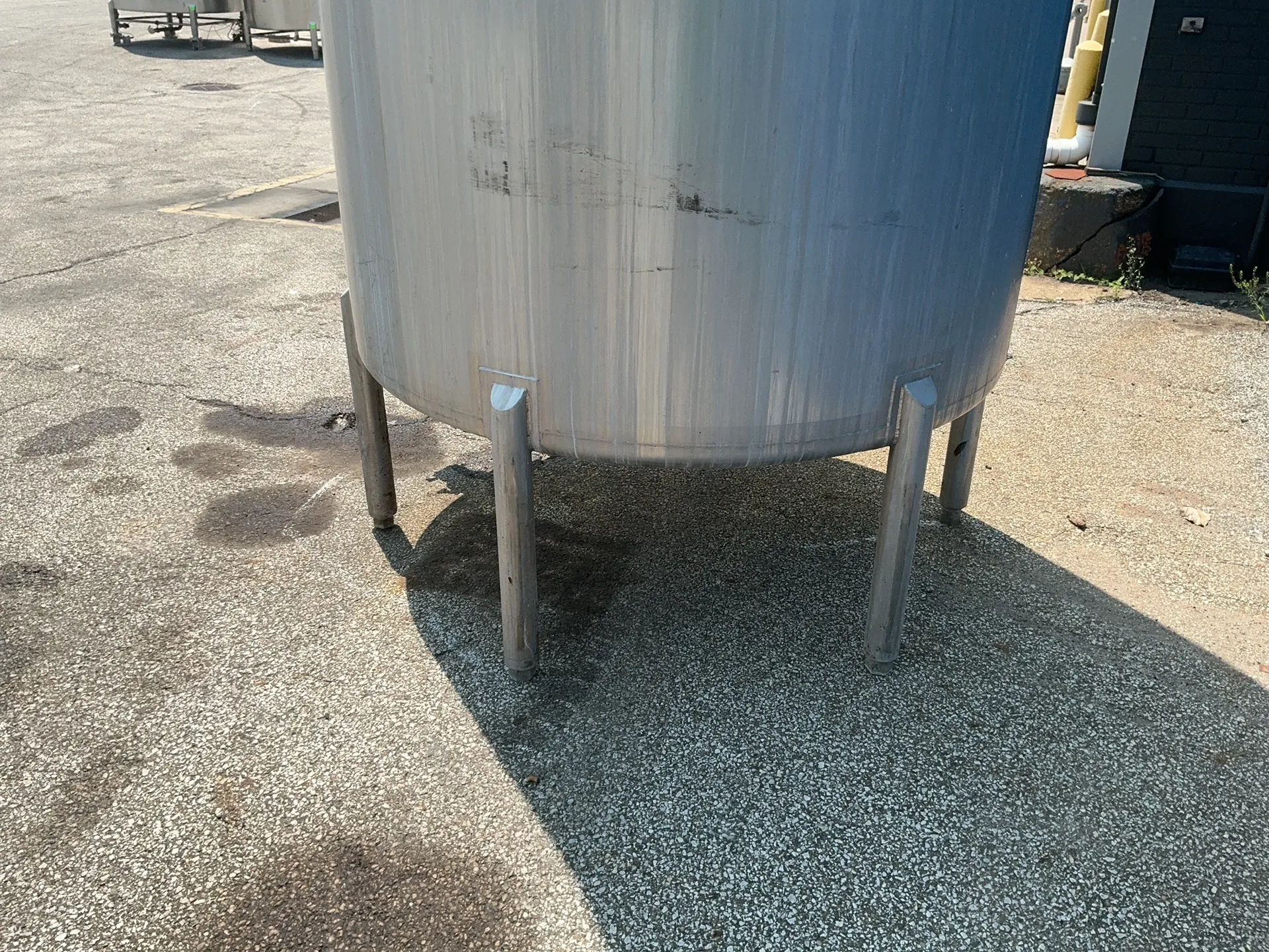 1487 gallon Stainless Steel Mixing Tank, 0.65 HP, 1740 RPM - Image 6