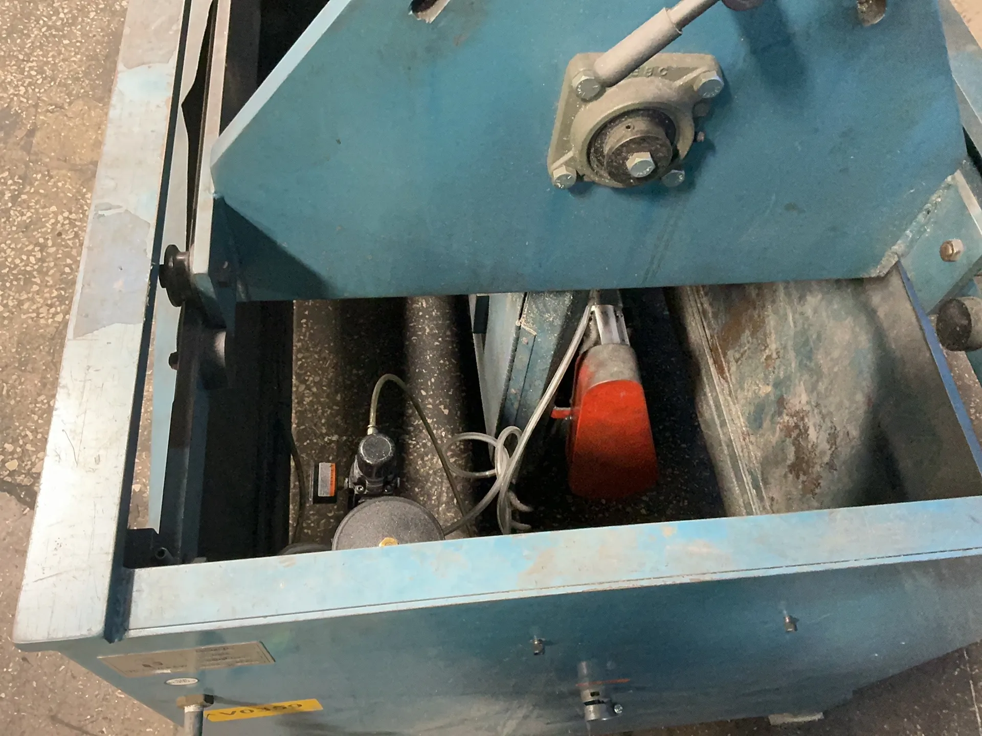 14" x 12" Roll-In Saw #TF1420, Vertical Band Saw, 14" throat, 440 V., 2014 - Image 3