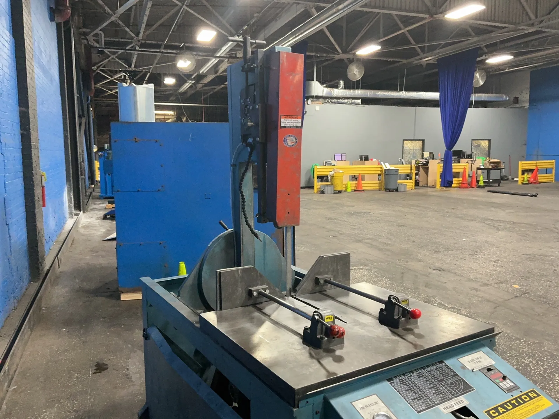 14" x 12" Roll-In Saw #TF1420, Vertical Band Saw, 14" throat, 440 V., 2014 - Image 6