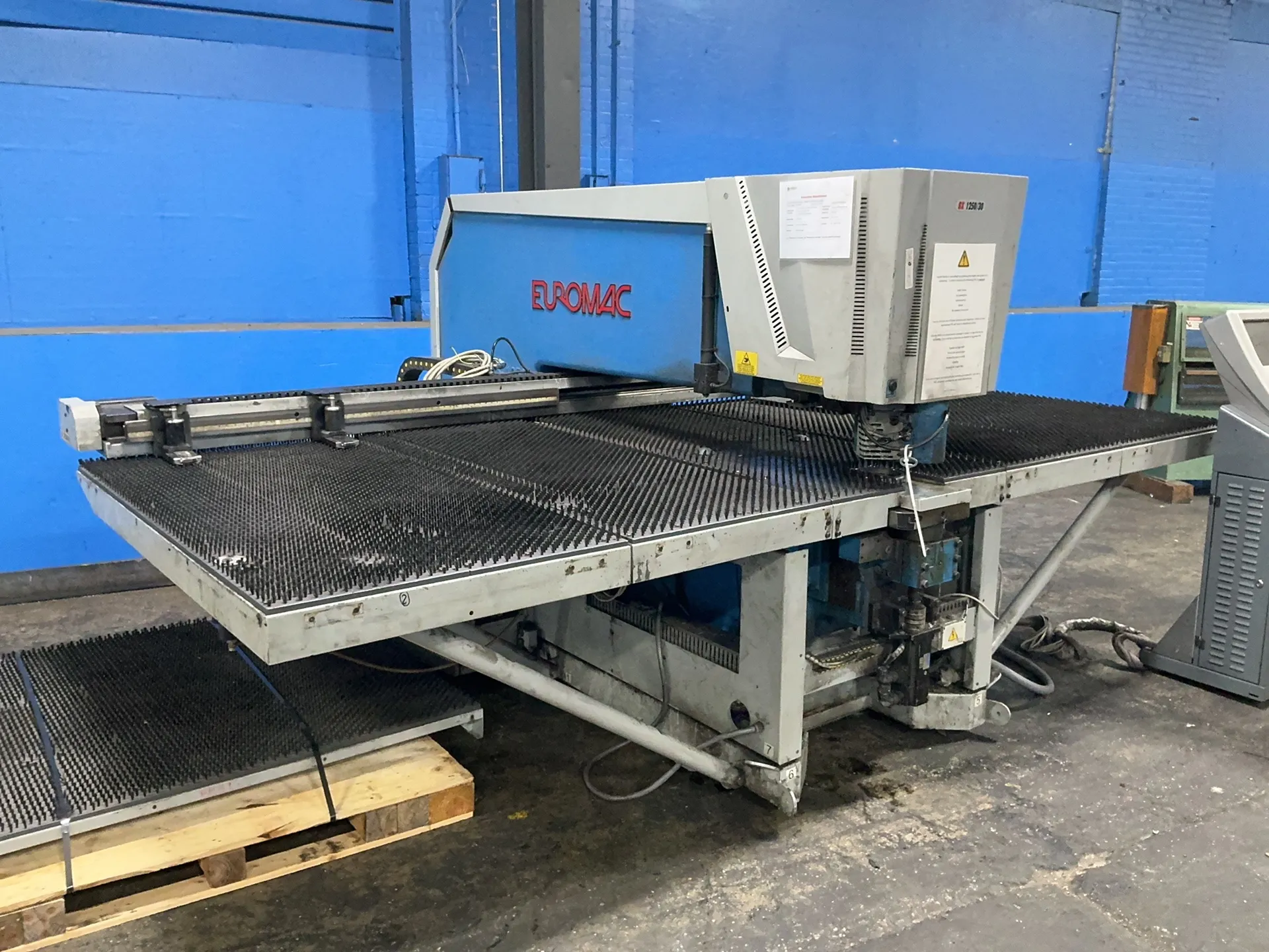 Euromac #BX-1250/30, CNC Punch Press, 68" x 155" capacity, 6" diameter, 2011 - Image 4