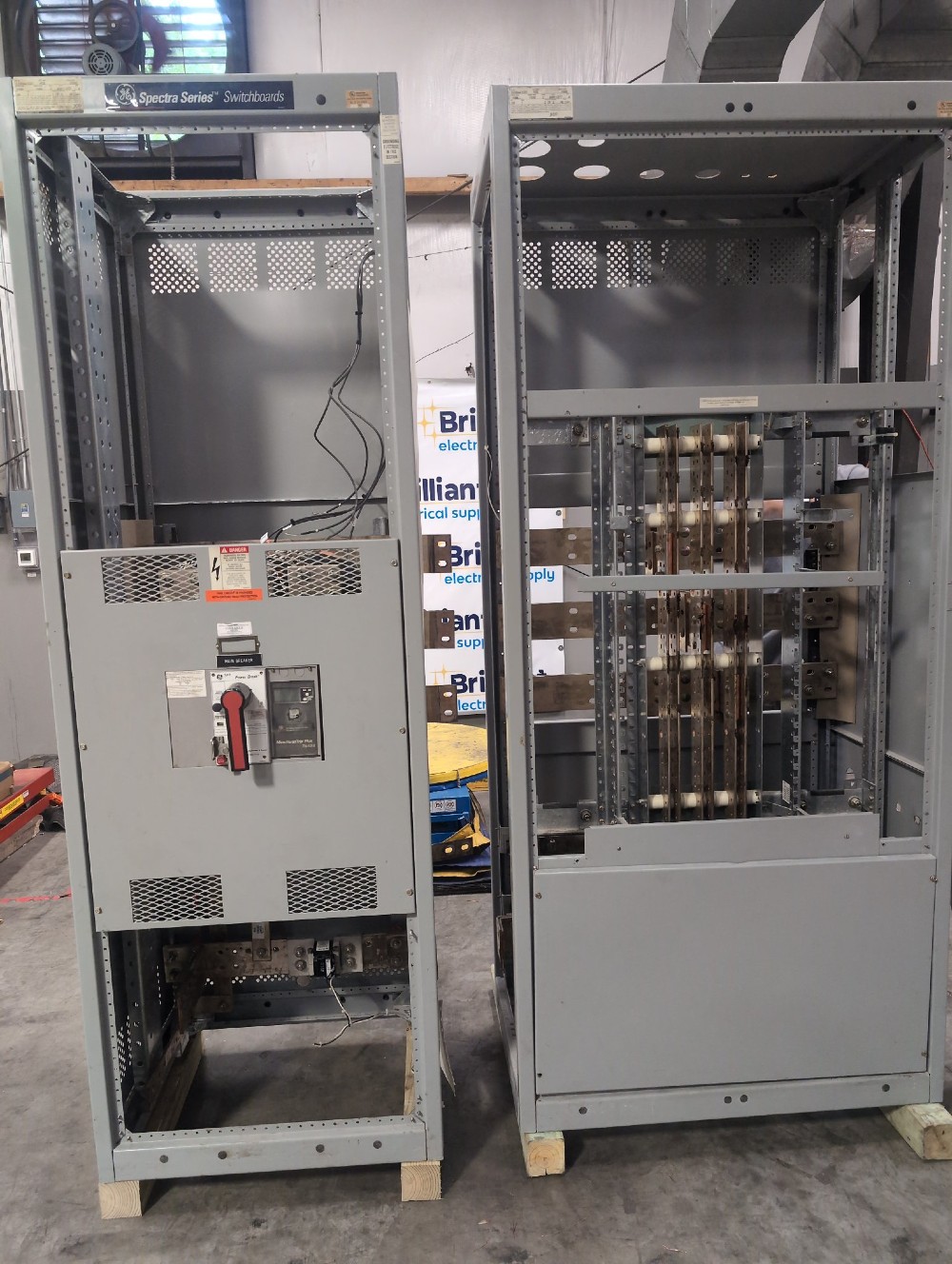 1600 Amps, General Electric #Spectra-Series, Power Break Switchboard, 480/277 Volts, 3-phase, Nema 1 - Image 3