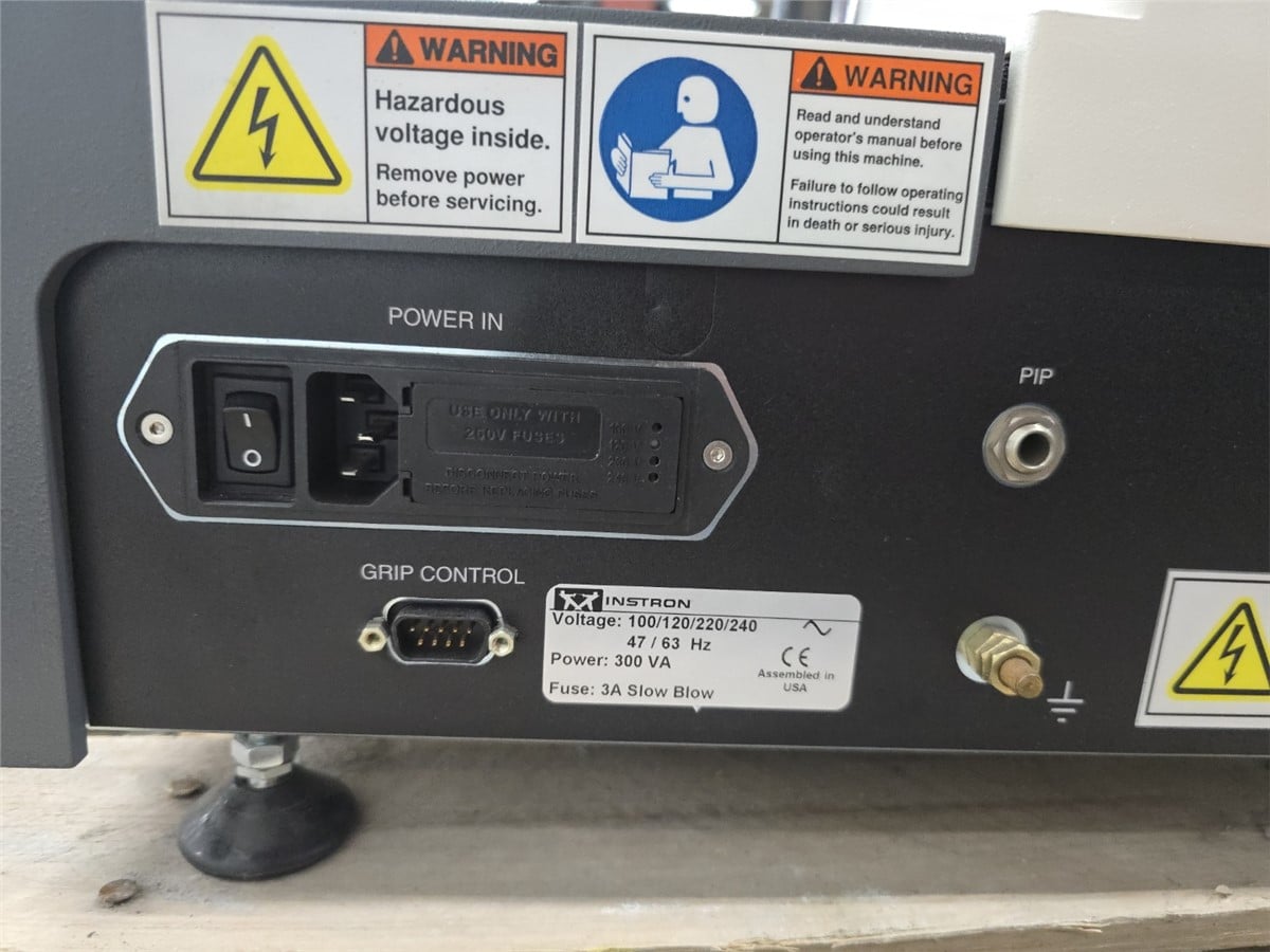 1125 lbf (5 kN) Instron #3345, tension & compression testing machine, 44.2" vertical test space, long travel - Image 6