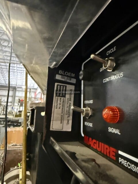 Maguire #MCF-8-34, Color Feeder, hopper & feed throat magnet, (4 available) - Image 5