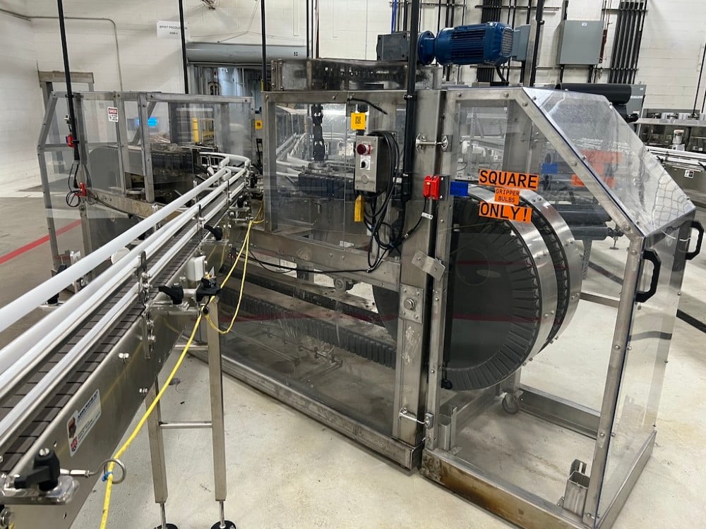 US Bottlers #PG-54-78-VP-PP-S-11-556, 54 Valve Explosion Proof Alcohol Bottling Line - Image 3