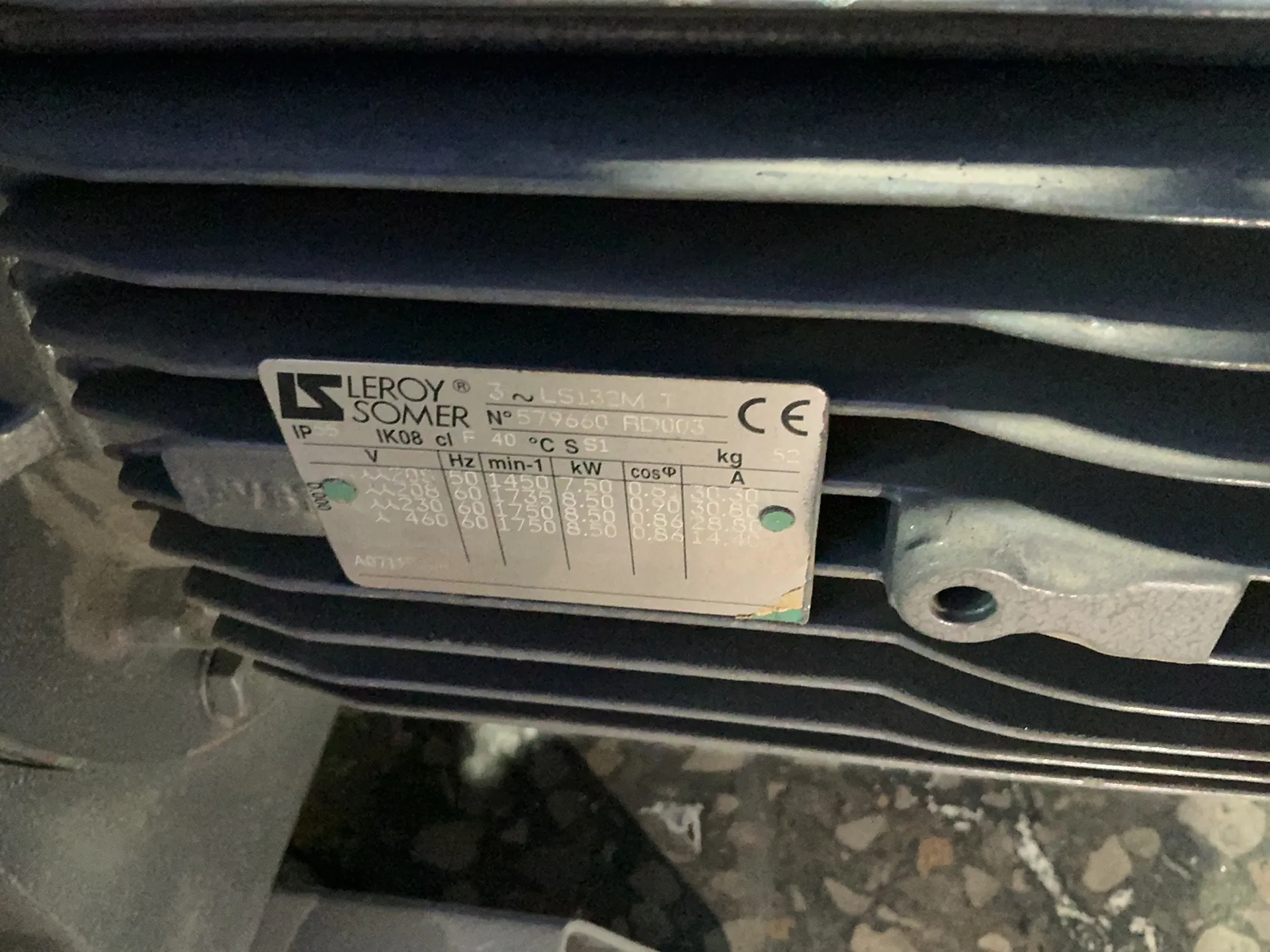 BOC Edwards #E2M275, vacuum pump, 8.5/7.5 KW, 1450/1735/1750 RPM, w/ Edwards MF-300 outlet mist filter - Image 4