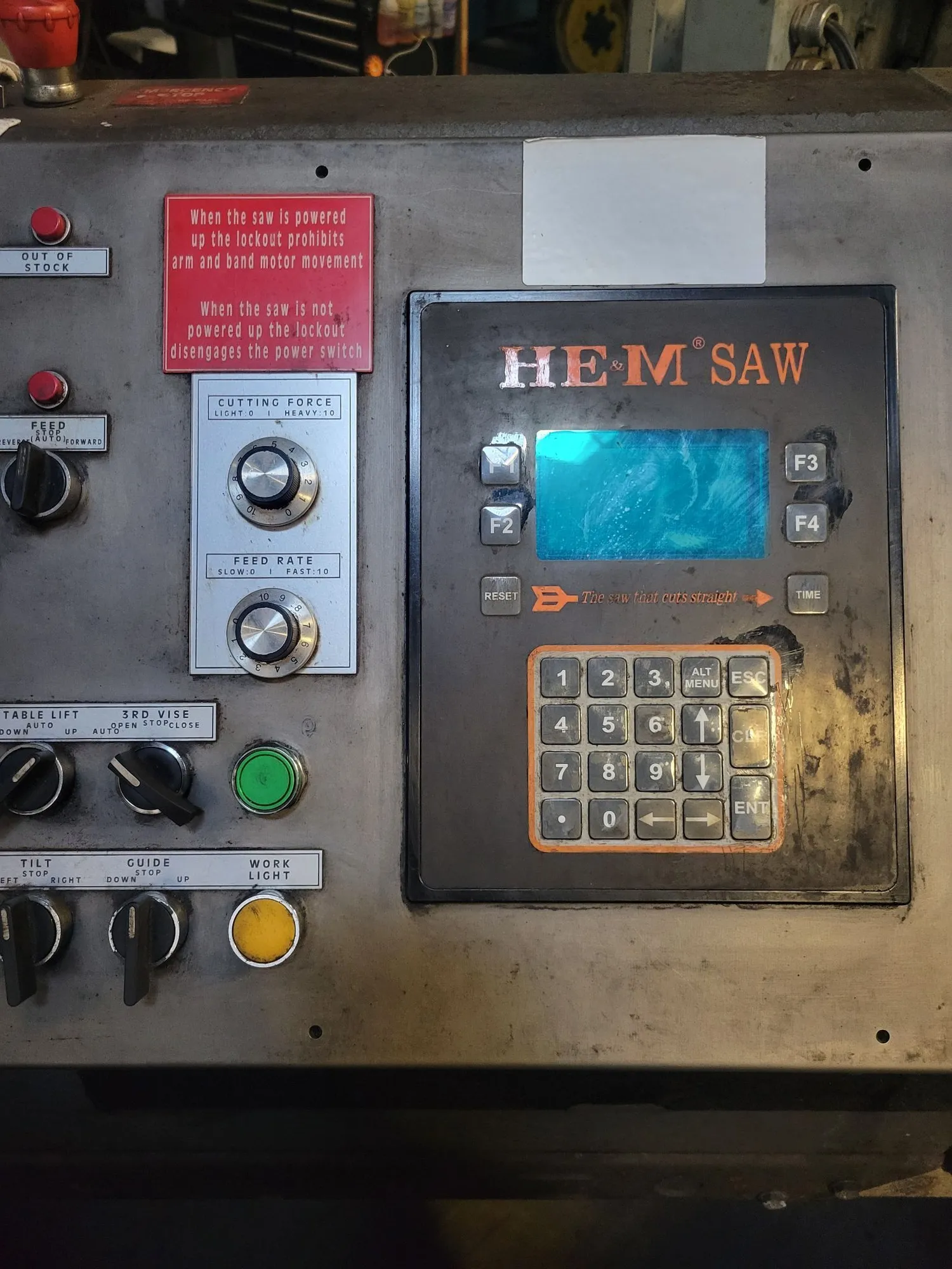 18" x 24" HEM #VT120HA-60, fully automatic vertical band saw, 1.25" blade, 7.5 HP, HEM Smart CNC control - Image 3