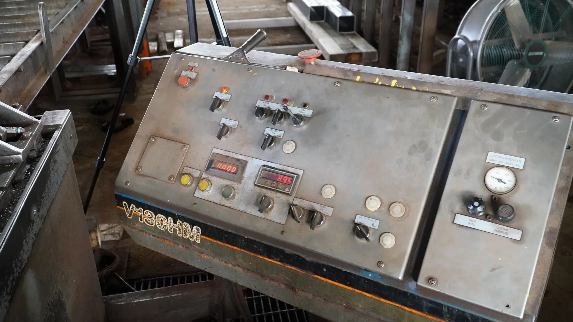 20" x 24" HEM #V130HM, semi-automatic vertical tilt frame band saw, 19' x 1.5" blade, 10 HP, 1999 - Image 5