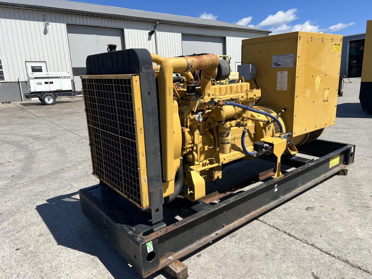 250 KW Caterpillar #SR4, diesel generator set, 3306 DITA engine, 120/208 Volts, 1/3 phase, open skid, 350 - Image 2