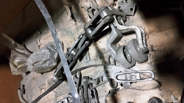 4" wide, new type 458 conveyor chain, 1600', used drives & turns also available - Image 2