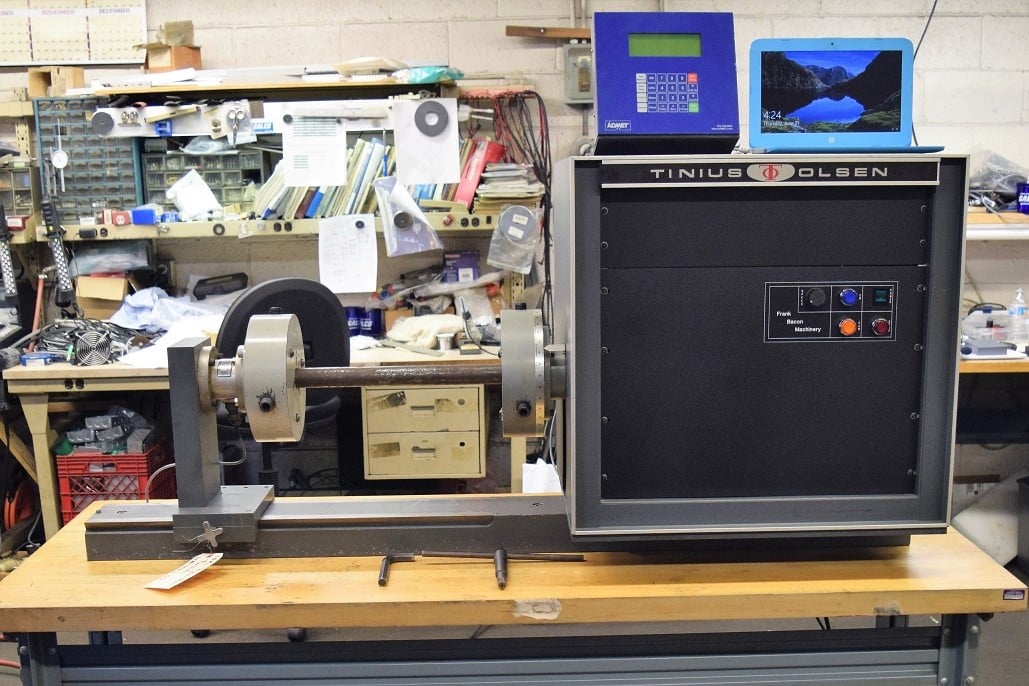 10000 lb. Tinius-Olsen #Lo-Torq, 5&deg;-360&deg; /min.both directions, 0-18"btwn chucks - Image 2