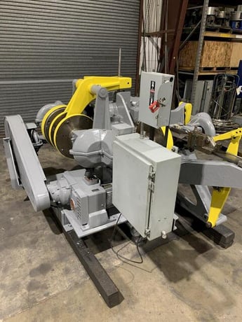 Nilson #S-5, 4-slide, 3/8" dia.wire, 24" feed length, 16-80 SPM - Image 4