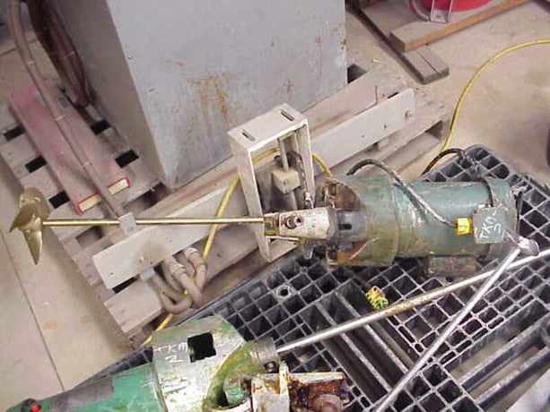 Lightnin clamp on mixer, .43 HP, 115/230 V., 1725/1425 RPM motor - Image 1