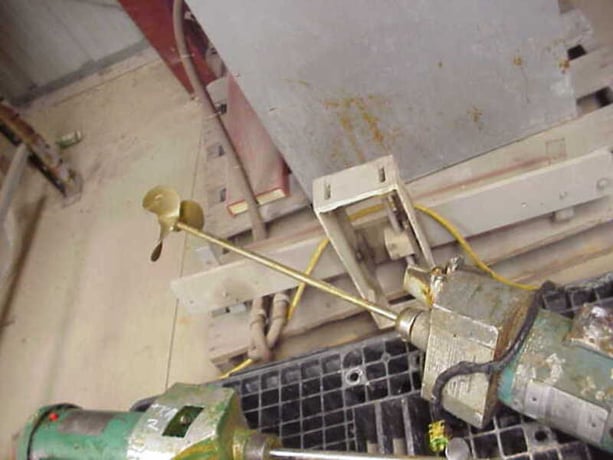 Lightnin clamp on mixer, .43 HP, 115/230 V., 1725/1425 RPM motor - Image 2