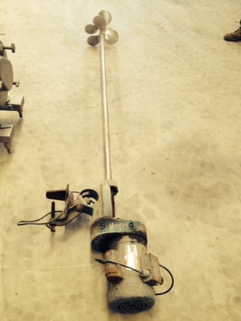 .33 HP Lee #RG-4, clamp-on agitator, 115/230 V., 1725 RPM motor into gear reducer - Image 1