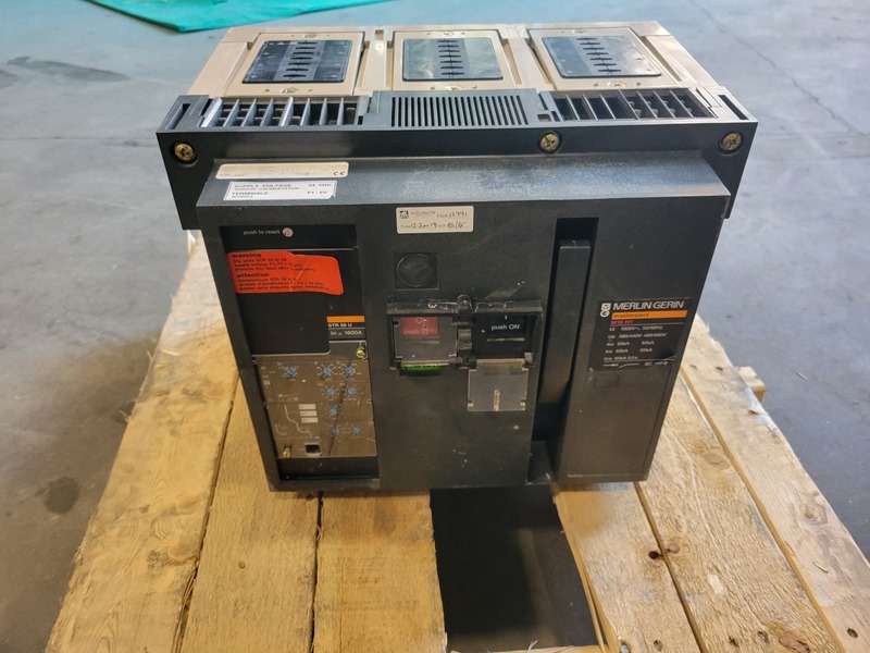 1600 Amps, Merlin Gerin, M16H1, 3-Pole Masterpact Air Circuit Breaker, STR 58 U trip, 65 kA, draw-out - Image 1