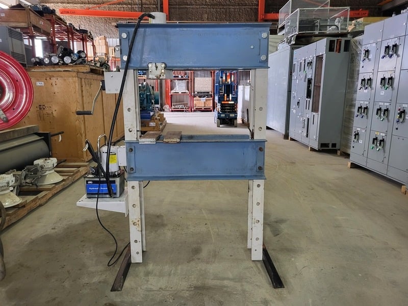 55 Ton, OTC #1845, H-Frame Hydraulic Shop Press, 13" stroke, 10,000 psi, 115/230 Volts, 1PH - Image 3