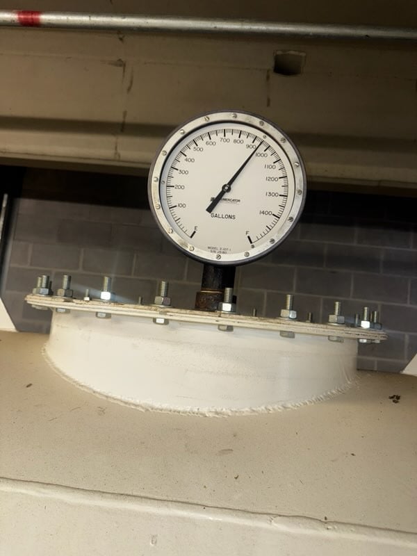 1500 gallon Indoor horizontal above-ground steel diesel fuel storage tank, UL identification plate year 2005 - Image 5
