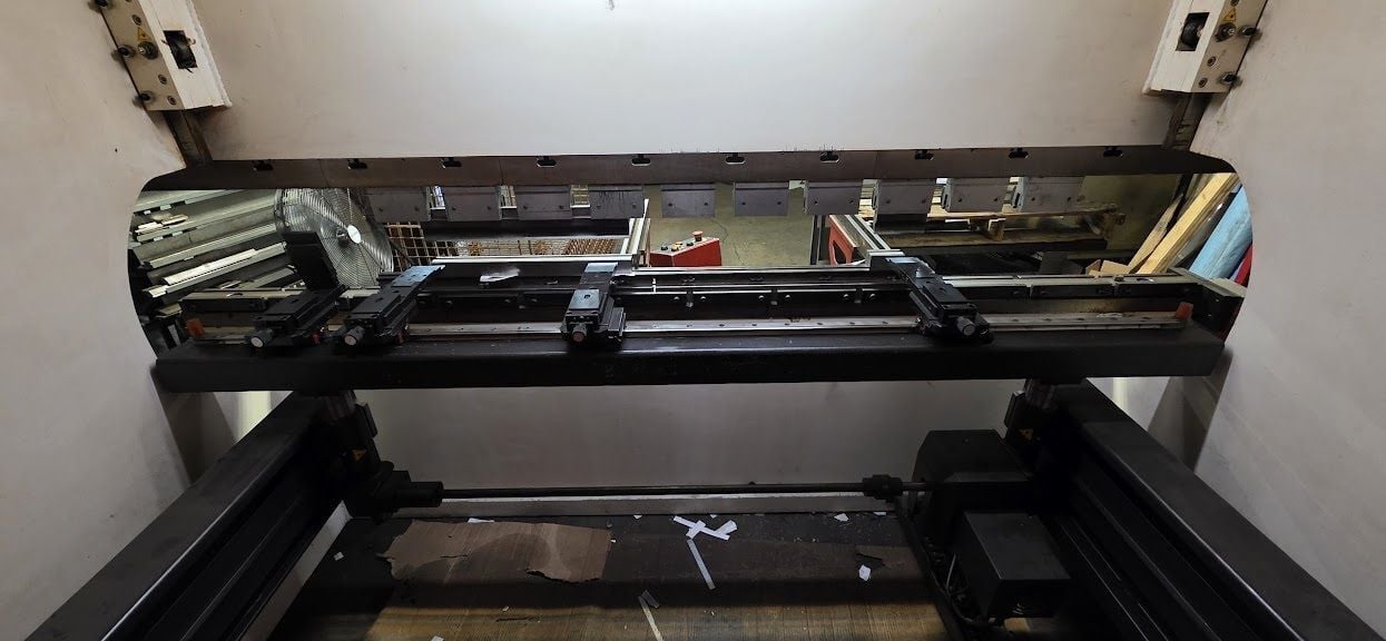 100 Ton, Baykal #APHS-3104x90, 4-Axis CNC Hydraulic Press Brake, 10' bending length, 102" between housings - Image 2
