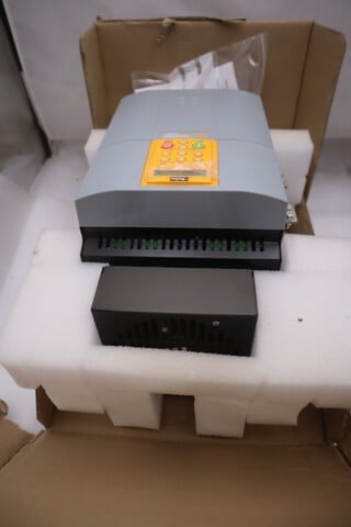 SSD Drives #591P-53327031-P00-U4V0, DC Drive, NEW - Image 4