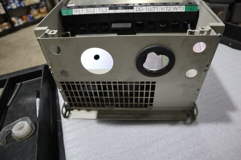 100 HP Allen-Bradley #ALLEN, powerflex 400 variable frequency dr - Image 3