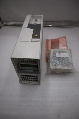 5 HP ABB #ACS580-01-09A0-6, Variable Frequency Drive, 3 Phase - Image 1