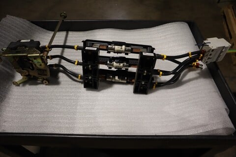 Allen Bradley 1494R-N100/ 40023-418-01/ X-410710 3 Pole Disconnect Switch #5333 - Image 1