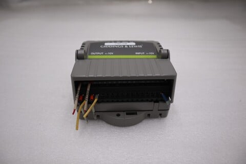 Giddings & Lewis M.1301.4145 R0 OUTPUT INPUT PLC MODULE STOCK 5152A - Image 3
