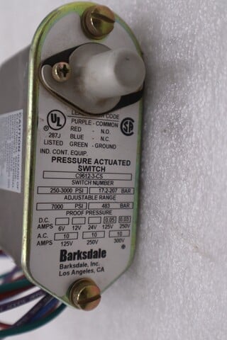 Pressure actuated switch c9612-3-cs stock new open box #k-1946a - Image 2