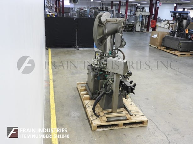 Consolidated / Pneumatic Scale #D4FA, automatic, 4 head rotary chuck capper, rated from 8-100 containers per - Image 4
