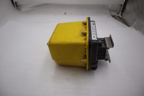 Apollo ae40010 actuator 115vac nema 4 torque 400 in-lbs stock 3452-a - Image 6