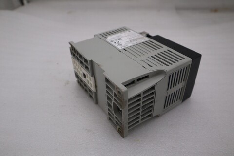 Allen Bradley 22A-D2P3N104/A PowerFlex 4 AC Drive 480V 3Ph 1 HP 2.3A STOCK H90A - Image 4