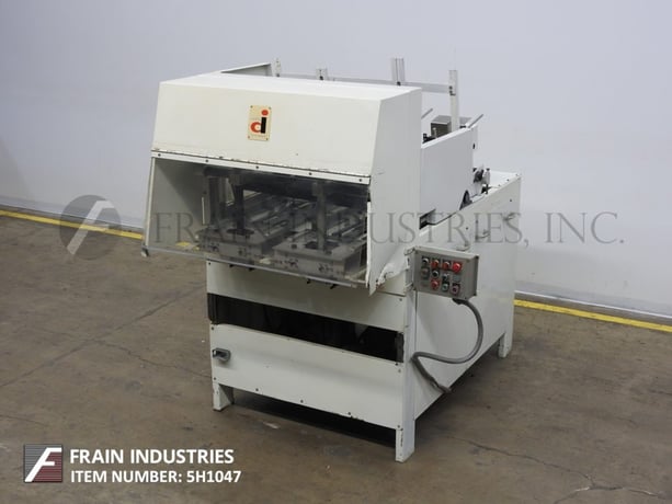 Delkor #742, automatic, dual head, tray former, rated from 60-150 trays per minute - Image 1