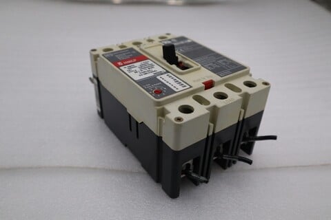 HMCP015E0 Cutler-Hammer Hammer Motor Circuit Protector 15A 3P 600V STOCK 4055-A - Image 3
