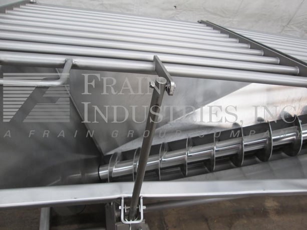 10" diameter x 12.6' long, Cozzini #CSC1014, 304 Stainless Steel, portable incline screw conveyor - Image 2