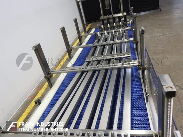 23-3/4" W x 94" L Modern, Stainless Steel, 1 to 4 lane, Intralox  style belt, accumlation table - Image 2