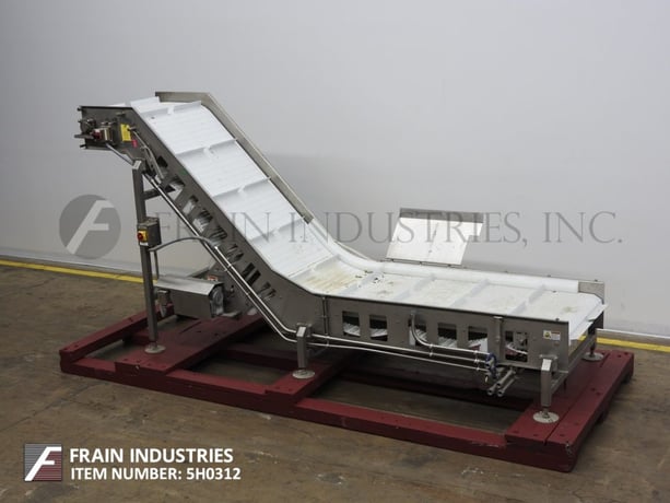32" wide x 6' long, Friesen, Stainless Steel, inclined cleated conveyor, 61"-65" discharge height, 1/2 HP - Image 1