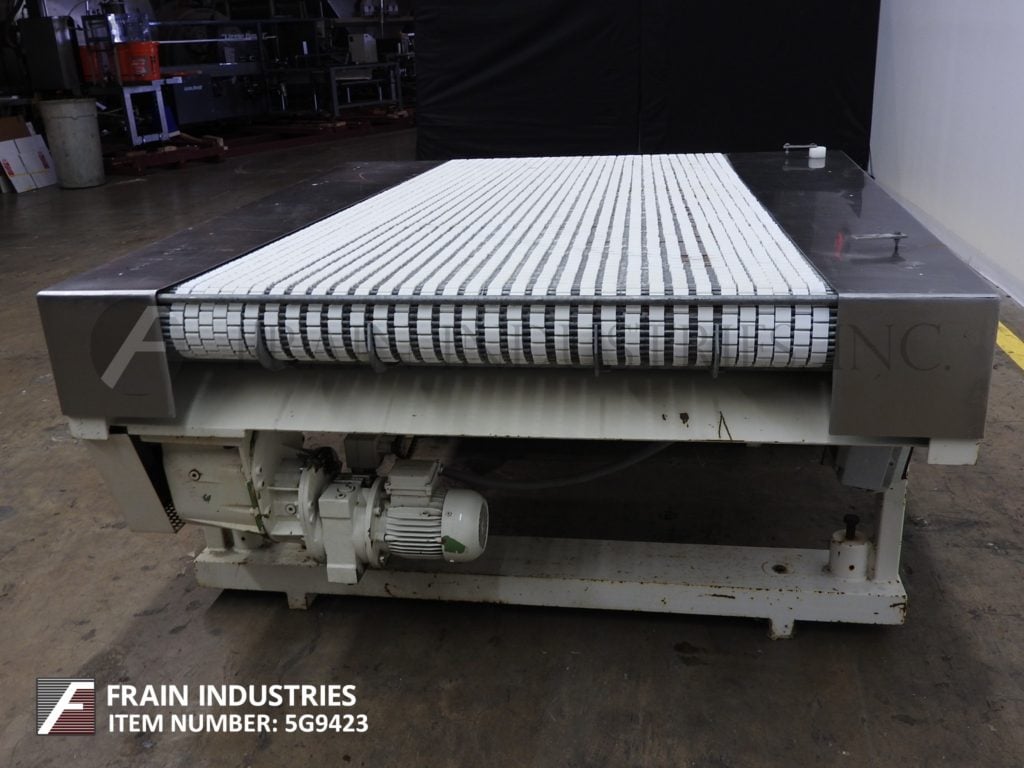 Hosokawa #FA1300, fanning conveyor, 70" long fanning belt powered by a 1 HP drive - Image 2