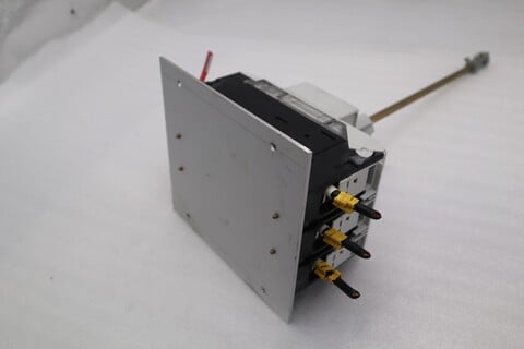 Moeller NZM7-40N 40 Amp 480V 50/60HZ Circuit Breaker STOCK 5332 - Image 4